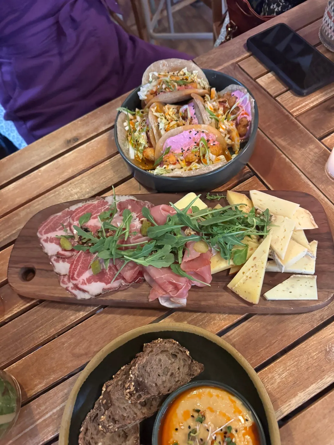 Tapas d'été à partager, carte de juillet 2025